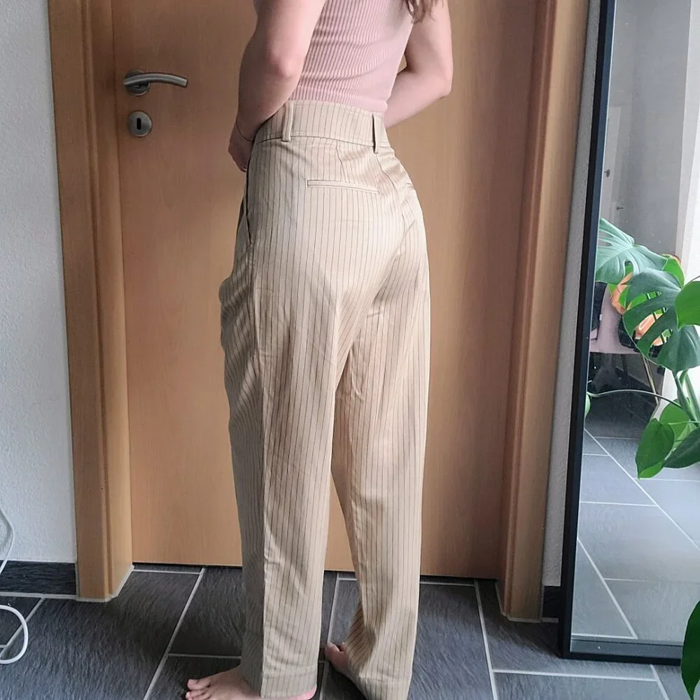 Everlane The Draper High Waisted Pinstripe Trouser Pants Size 4 - New with tags - Picture 14 of 16